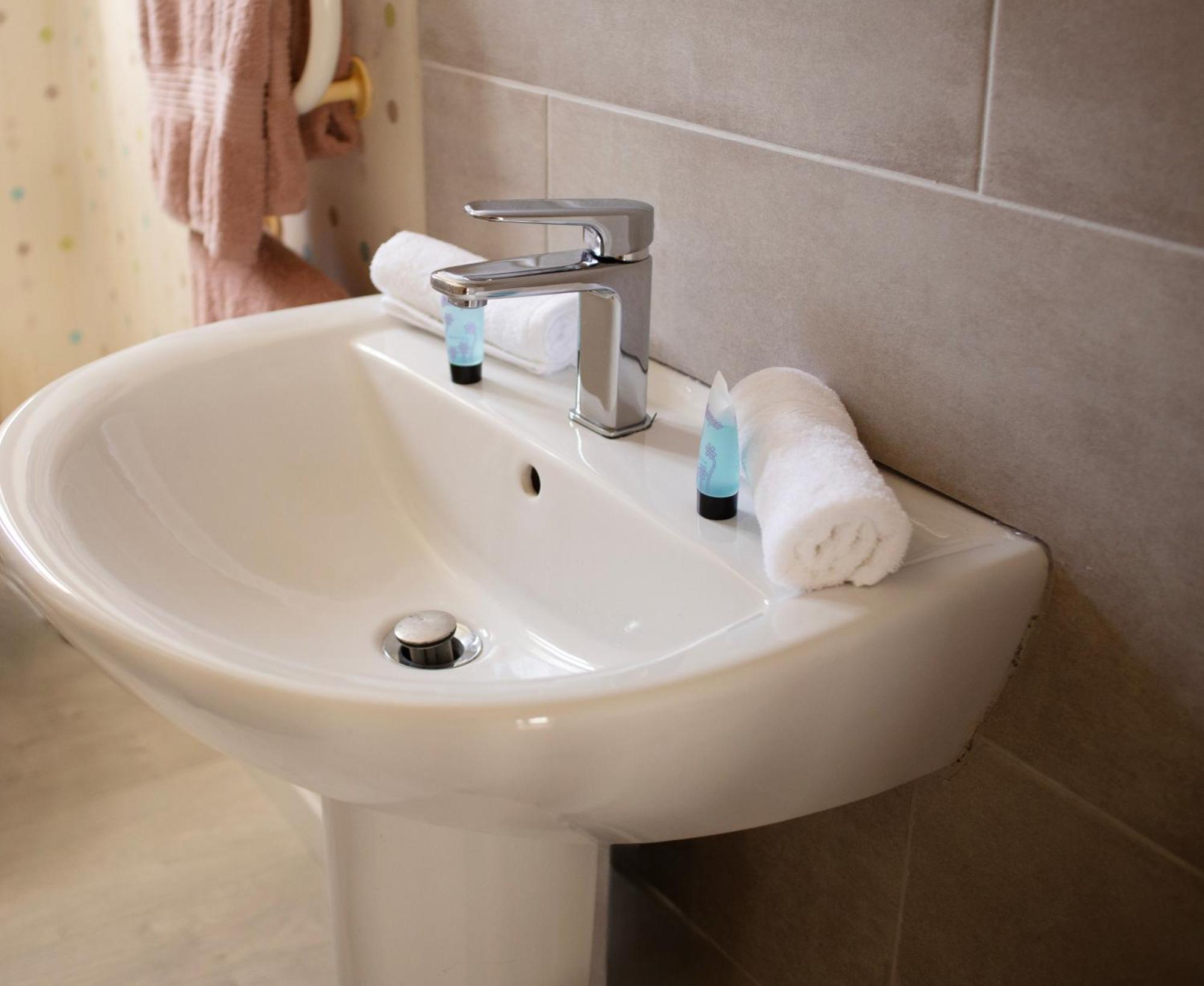 Spa , Jardin 250M2 Et Appartement Cosy De 60 M2 Au Centre Boulogne-sur-Mer Ngoại thất bức ảnh
